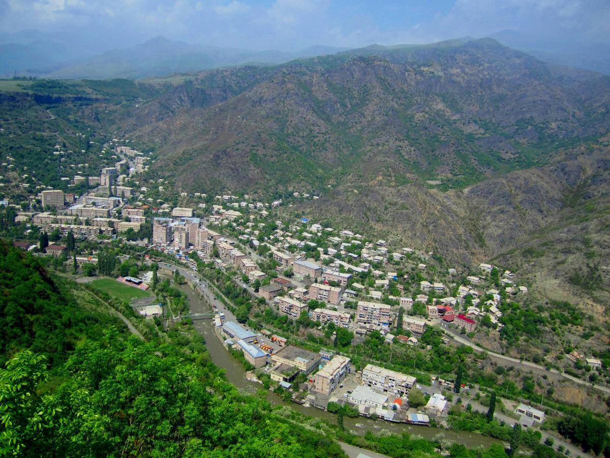 Parisis B&B In Alaverdi Exterior photo