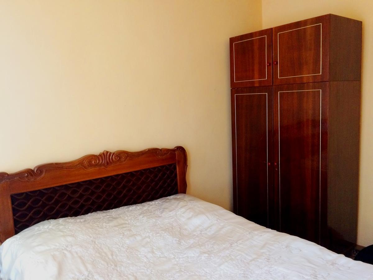 Parisis B&B In Alaverdi Exterior photo